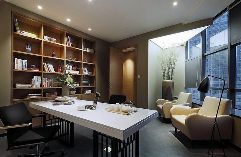 1000平簡約辦公室裝修實(shí)景圖